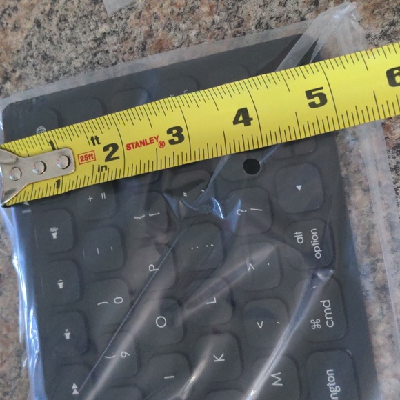 Kensington Simple Solutions Wired Compact iPad Keyboard Lightning Connec… - Picture 11 of 11